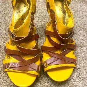 Naughty Monkey size 7 never worn